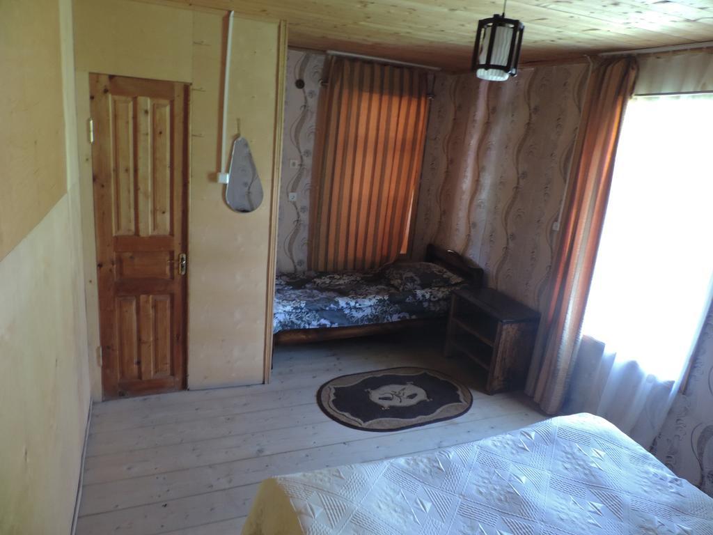 Guesthouse Angelina ウシュグリ エクステリア 写真